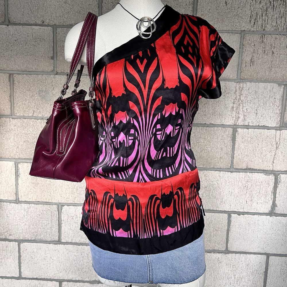 Bebe Y2K Asymmetrical Silk Blouse Size‎ XXS One Shoulder Sexy Grunge Red Black